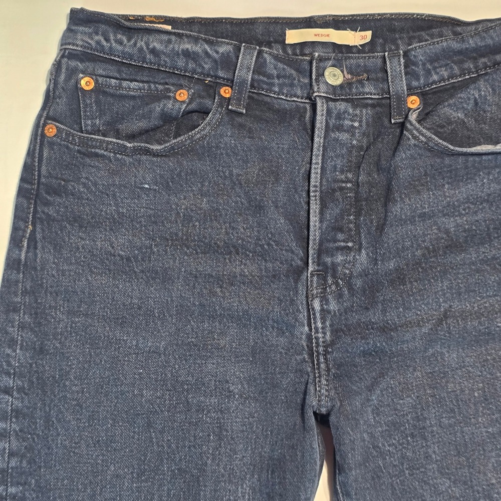 Levis Premium Wedgie Straight Jeans Dark Wash Button Fly 22861-0064 Womens 30 - Picture 12 of 16